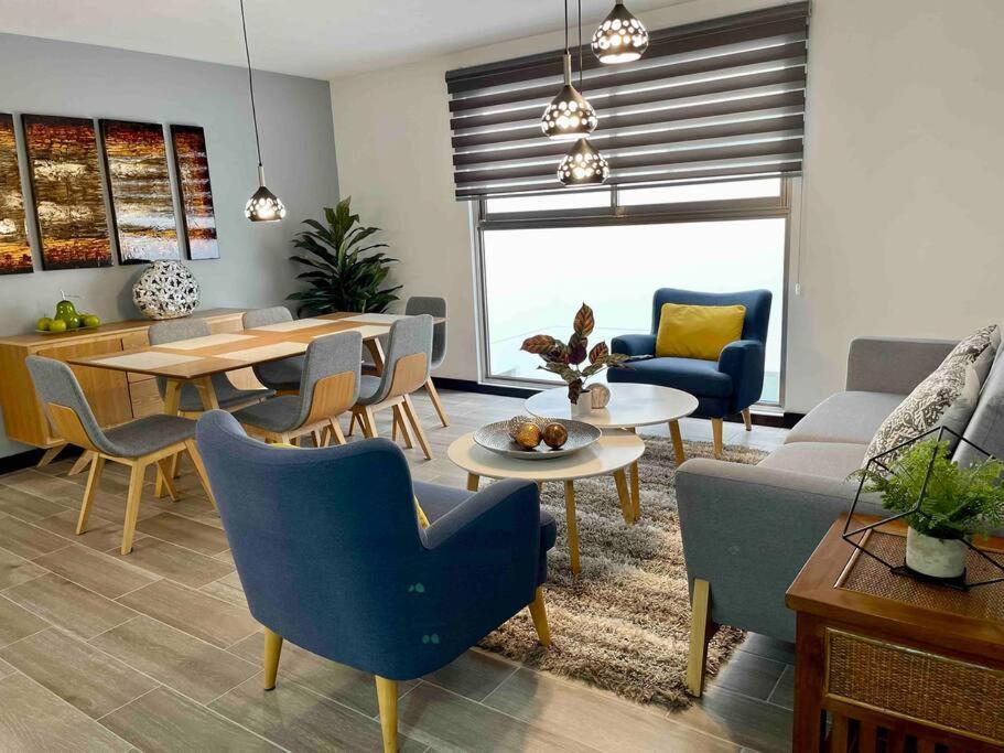 Lovely 2 Bedroom Rental Unit With Free Parking Guatemala-Stad Buitenkant foto