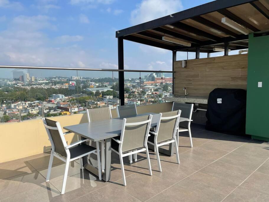 Lovely 2 Bedroom Rental Unit With Free Parking Guatemala-Stad Buitenkant foto