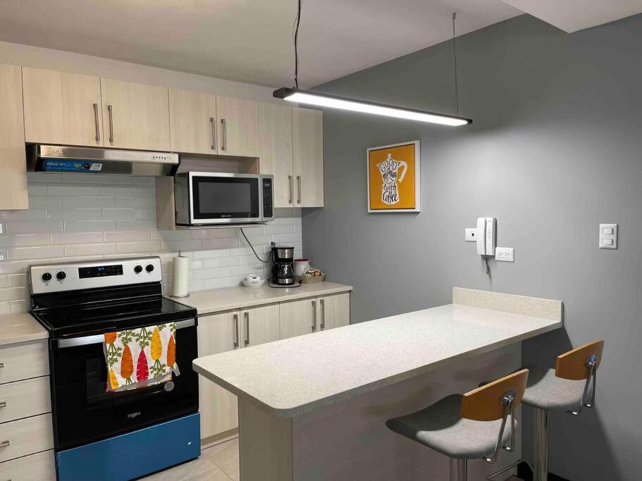 Lovely 2 Bedroom Rental Unit With Free Parking Guatemala-Stad Buitenkant foto