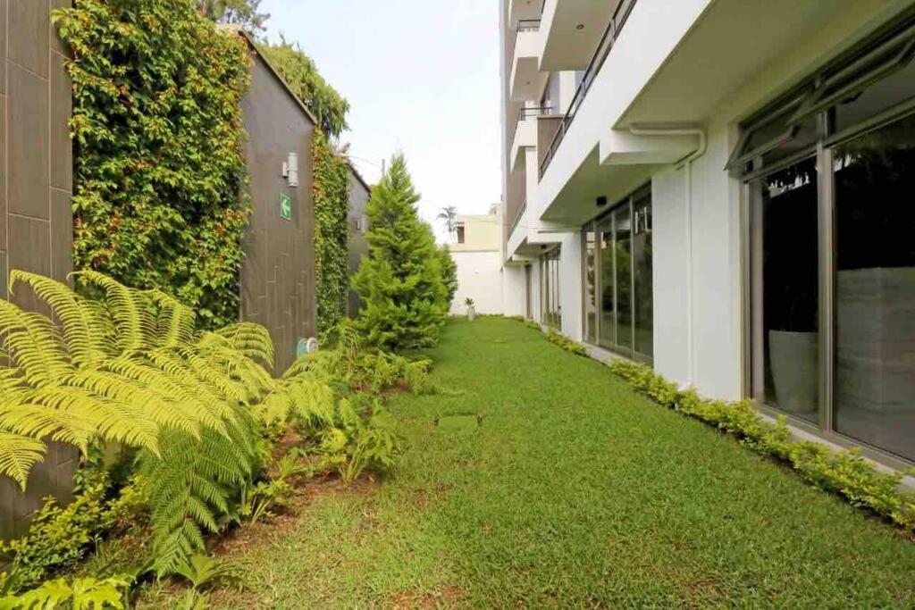 Lovely 2 Bedroom Rental Unit With Free Parking Guatemala-Stad Buitenkant foto
