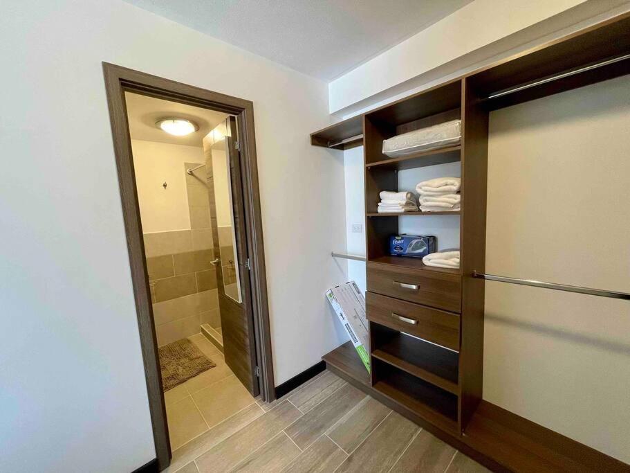 Lovely 2 Bedroom Rental Unit With Free Parking Guatemala-Stad Buitenkant foto